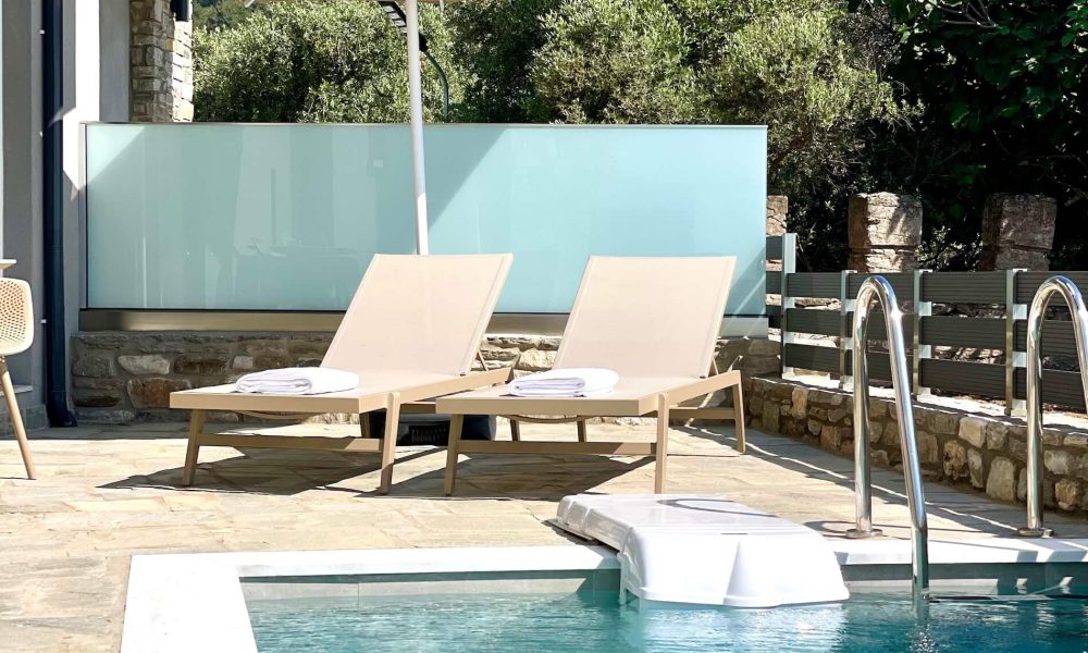 olive-and-suites-pool-3.jpeg